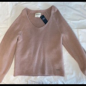 Abercrombie & Fitch sweater